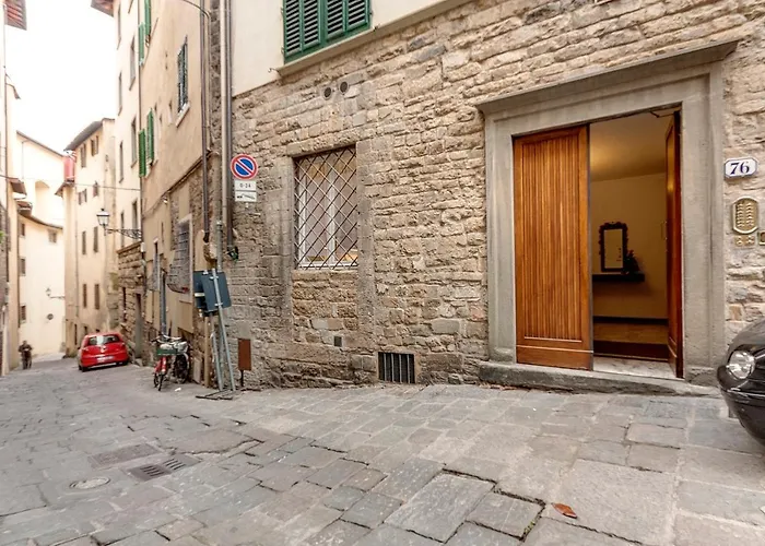 Costa San Giorgio Apartment By Mamo Florence